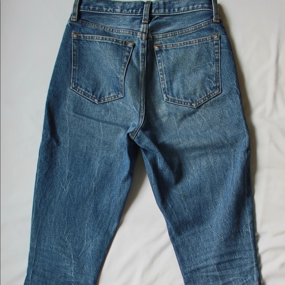 Abercrombie & Fitch Mom jeans, size 25 or 0 regular. - Picture 3 of 5